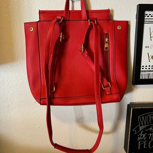 Red backpack purse - Picture 6 of 8